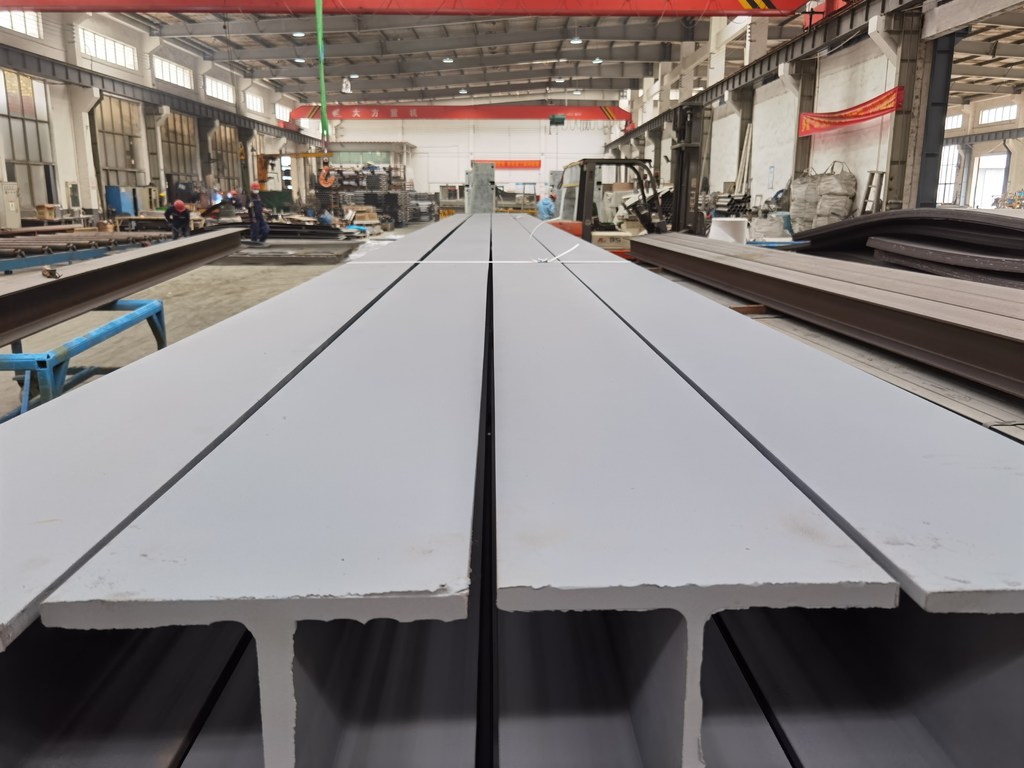 大型車床加工生產(chǎn)廠家怎么選？避開精度差震動大，看這一篇就夠