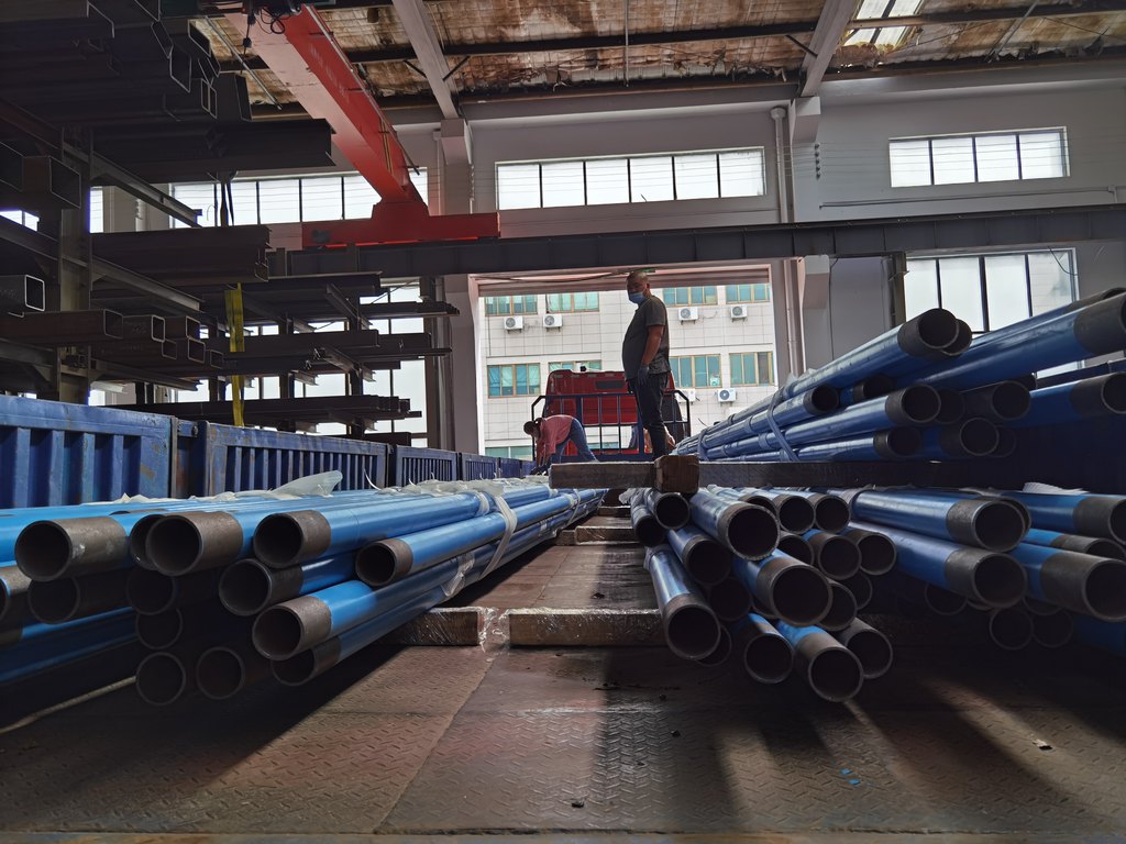 鋼板折彎加工廠哪家好？看準(zhǔn)這三點(diǎn)避開精度差變形大的坑